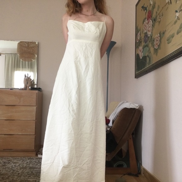 Gorgeous Long White Dress - Picture 5 of 5